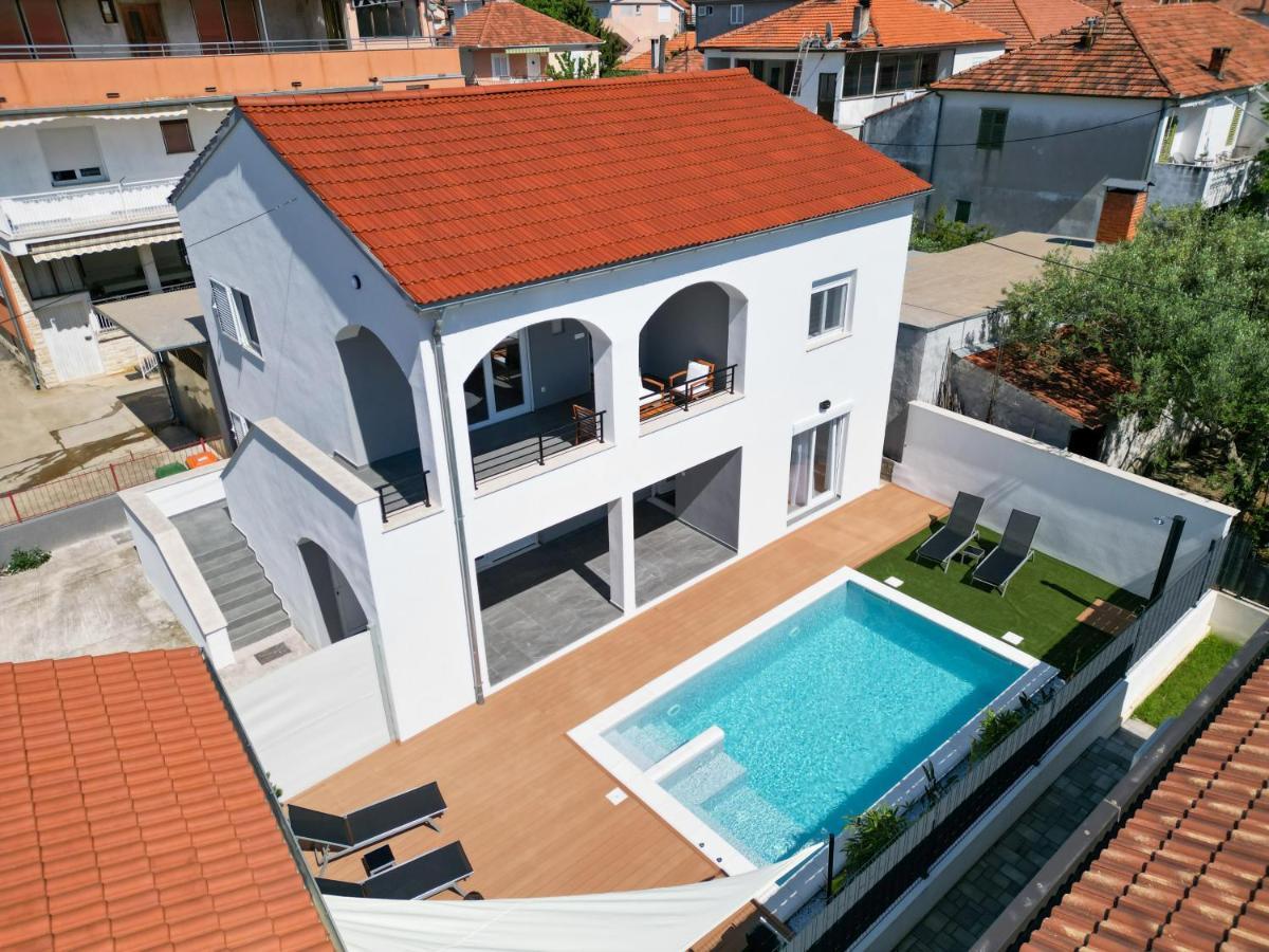 Bernie Apartments With A Pool Zadar Exterior foto